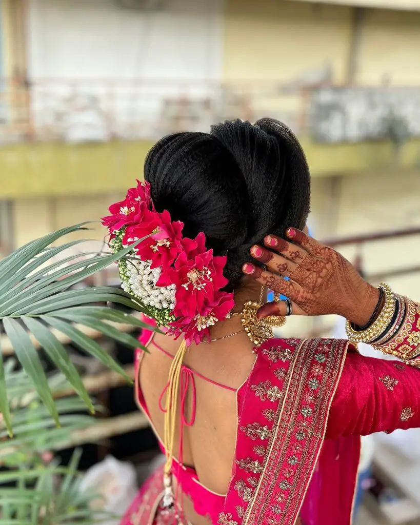 bridal hairstyles for saree
